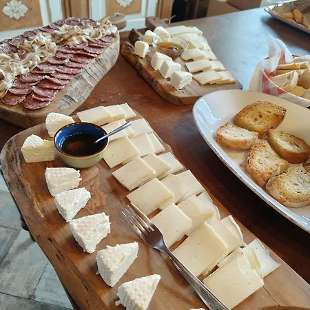Bioagriturismo Podere Ruggeri * بونتاسيفي