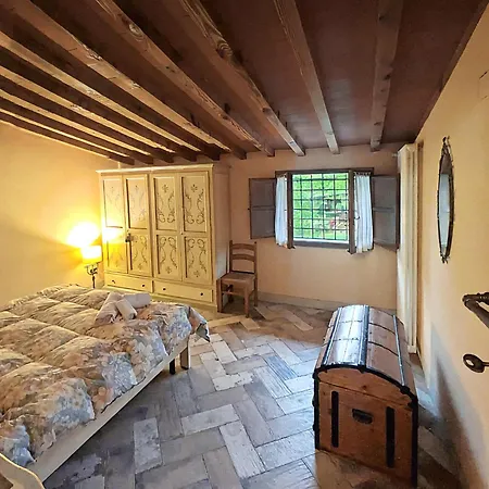 Bioagriturismo Podere Ruggeri مزرعة للإقامة *